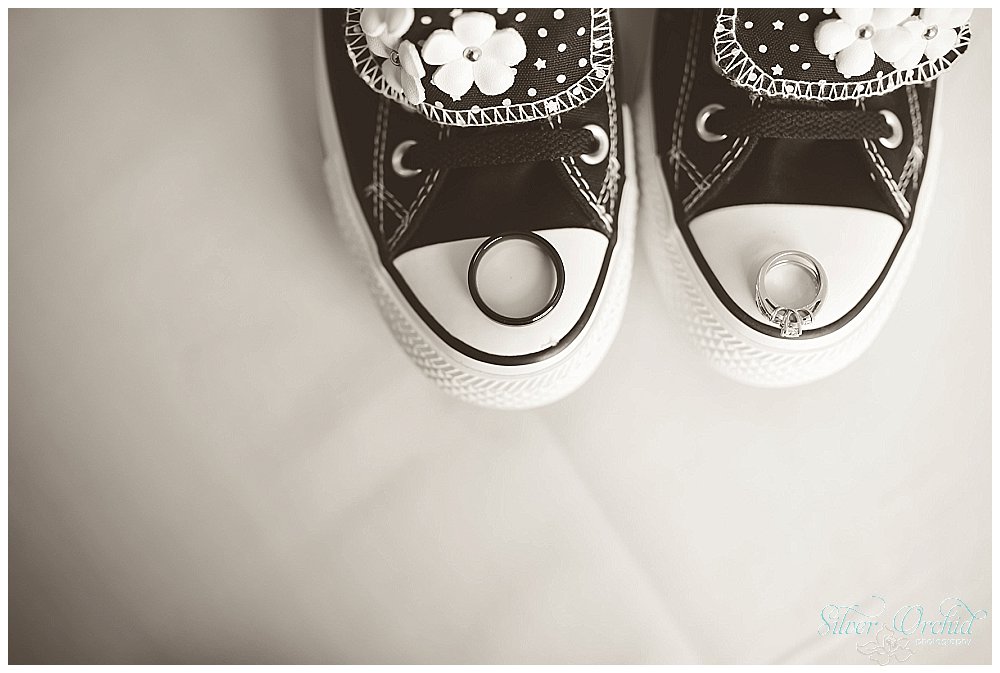 ©Silver Orchid Photography_wedding photography_CantandoBrooksideMacungie_silverorchidphotography.com_0003.jpg
