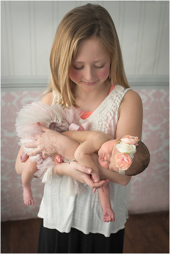 Silver Orchid Photography, Newborn Photography, Family Photography, Newborn Girl