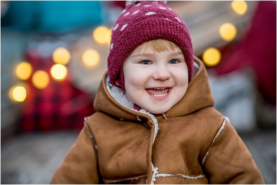 Silver Orchid Photography, Silver Orchid Photography Portraits, Cool Yule, Cool Yule Days, Cool Yule 2018, Skippack Village, Skippack, PA, Montgomery County, Santa, Christmas, Holiday, Siblings, Little Blue Truck, Behind the Scenes, Winter