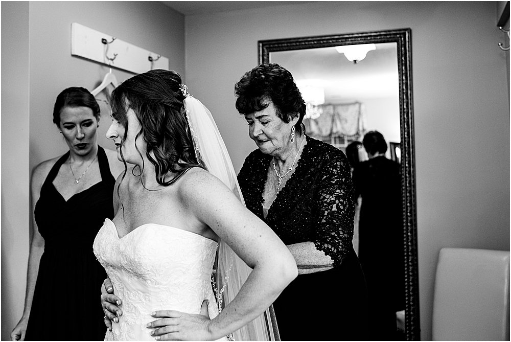 Silver Orchid Photography, Silver Orchid Photography Weddings, Getting Ready, Mom and Bride, Mother of the Bride, Hair and Makeup, Bride Getting Ready, Wedding Details