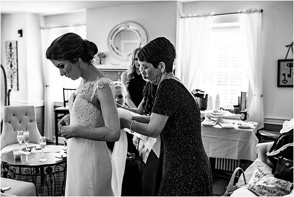 Silver Orchid Photography, Silver Orchid Photography Weddings, Getting Ready, Mom and Bride, Mother of the Bride, Hair and Makeup, Bride Getting Ready, Wedding Details