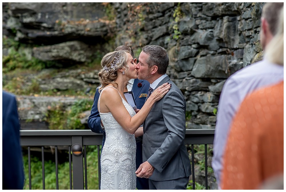 Silver Orchid Photography, Silver Orchid Weddings, Wedding Photographer, PA Wedding Photographer, Ledges Hotel, Hawley PA, Best of the Knot 2019, Southeastern PA